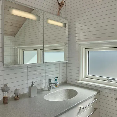 Beautiful In With 3 Bedrooms And Wifi Ferienhaus *