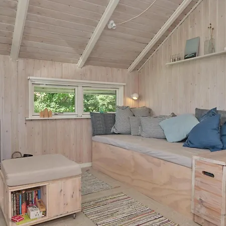Beautiful In With 3 Bedrooms And Wifi Ferienhaus Rønde